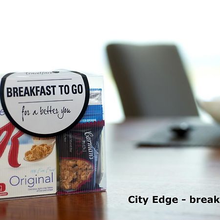City Edge Dandenong Apartment Hotel Extérieur photo