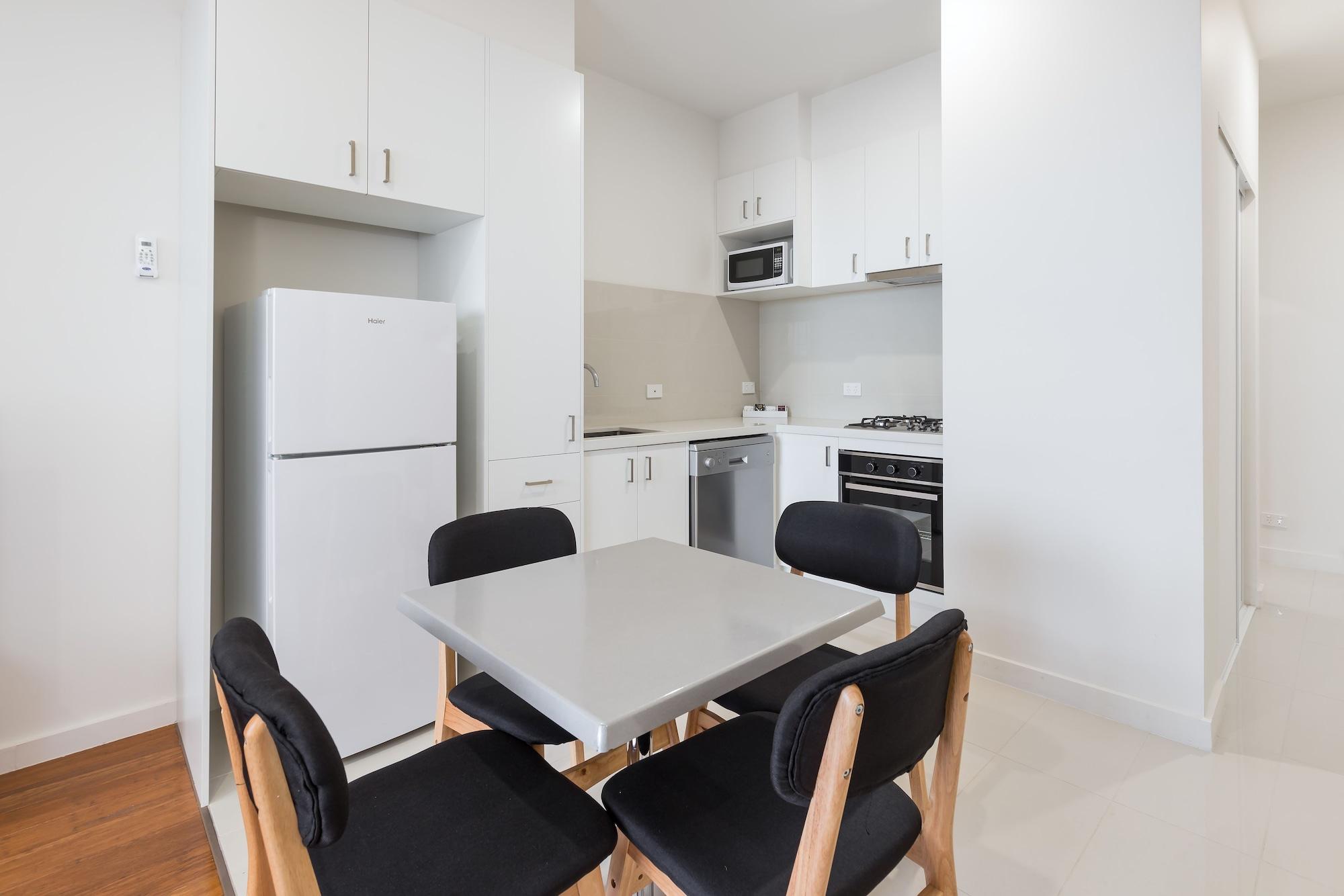 City Edge Dandenong Apartment Hotel Extérieur photo