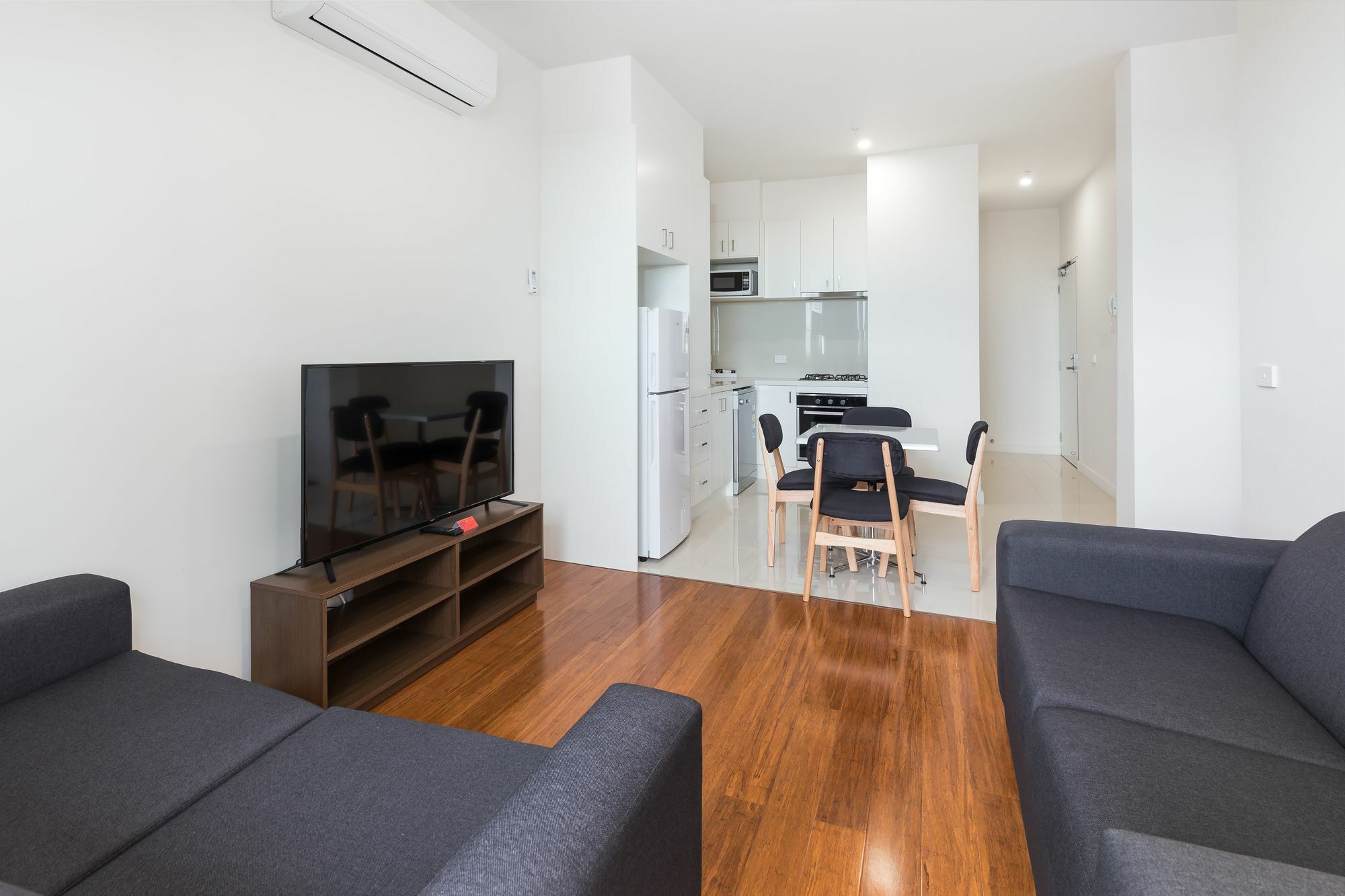 City Edge Dandenong Apartment Hotel Extérieur photo