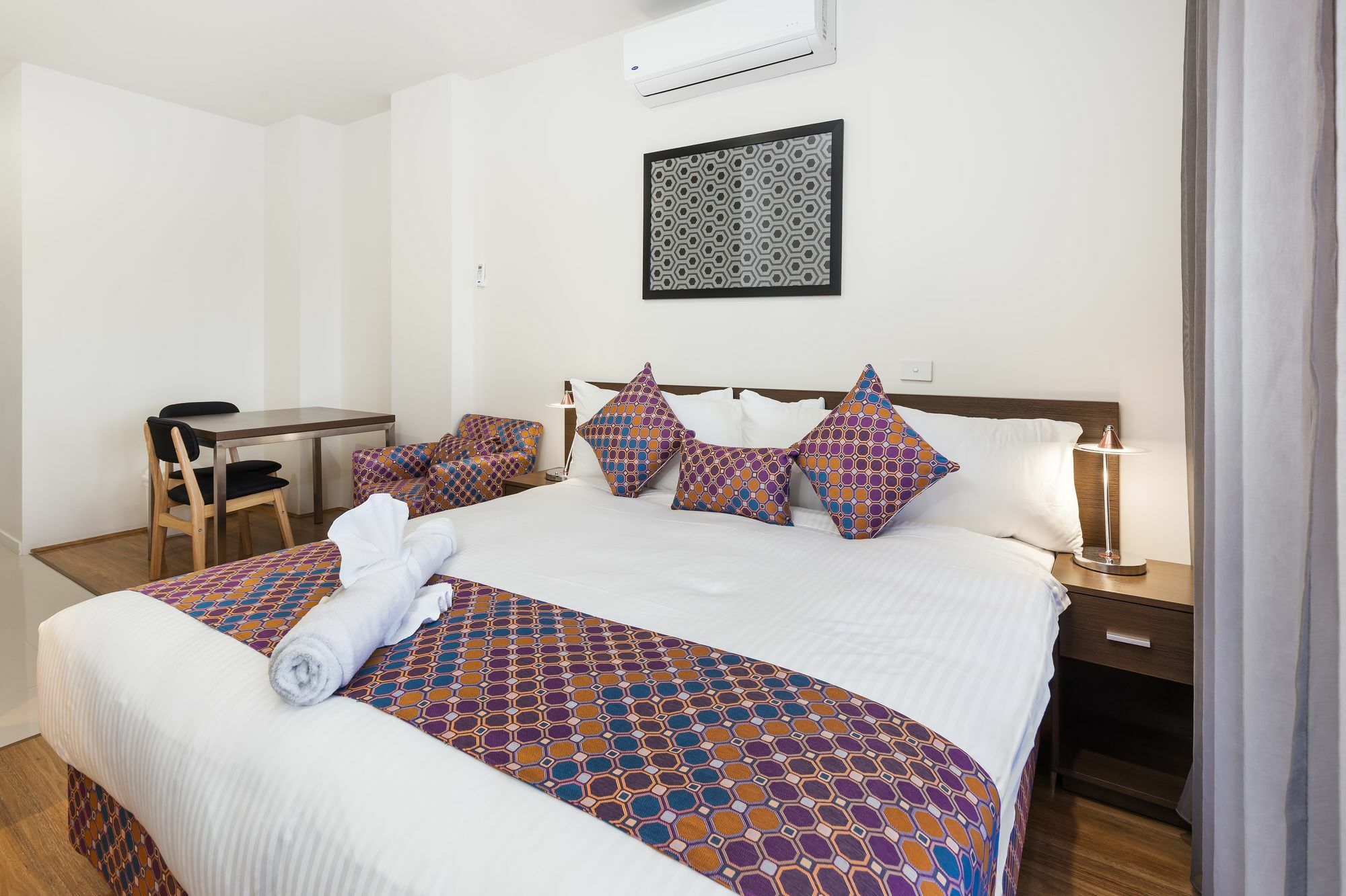 City Edge Dandenong Apartment Hotel Extérieur photo